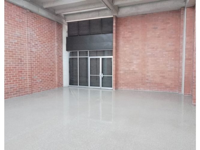 Local en arriendo en Cristo Rey, Medellín, 200 m² · foto 4 de 13