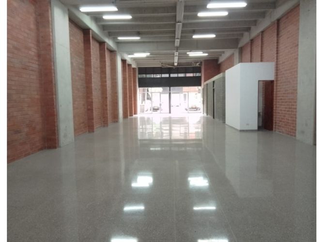 Local en arriendo en Cristo Rey, Medellín, 200 m² · foto 5 de 13