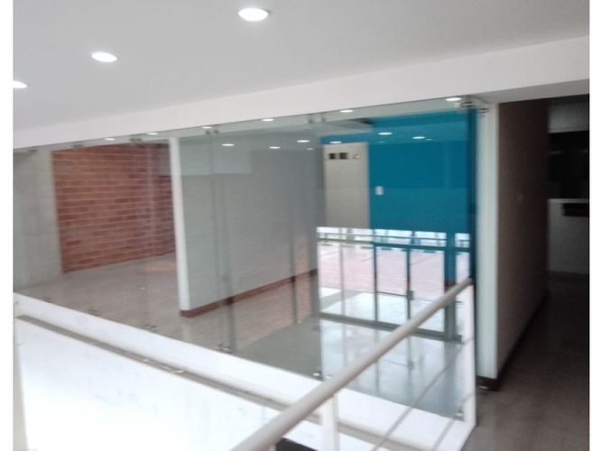 Local en arriendo en Cristo Rey, Medellín, 267 m² · foto 5 de 14