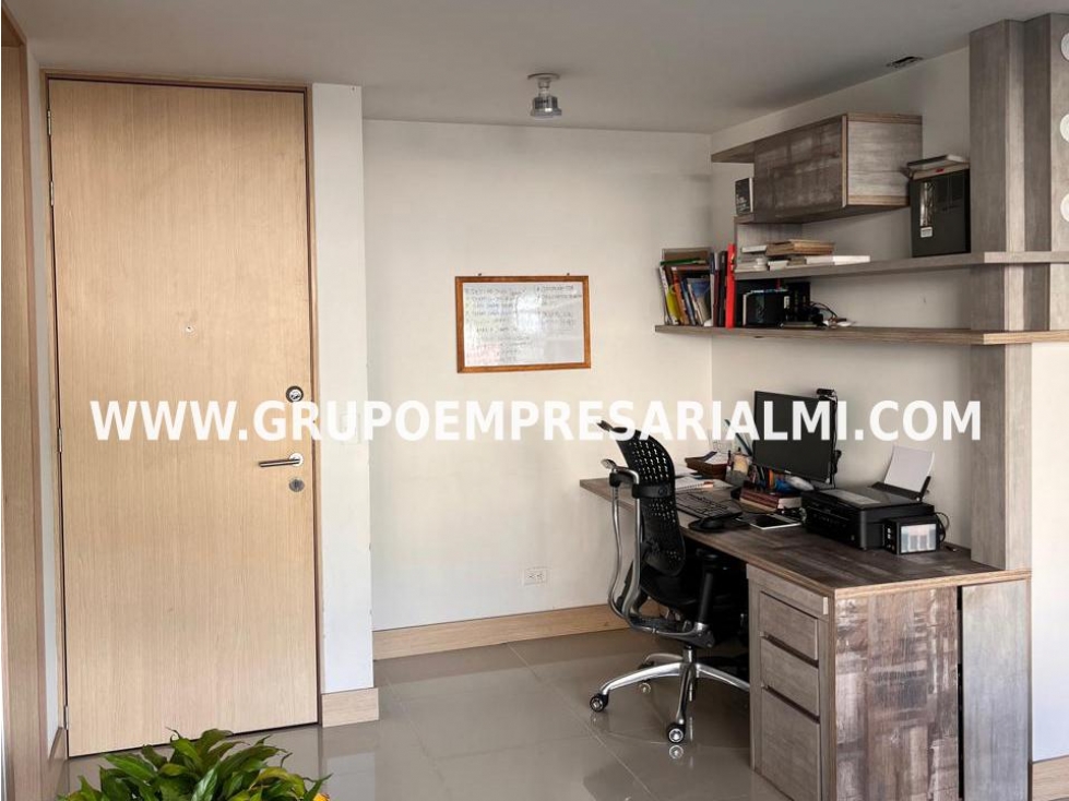 Apartamento en venta en El Poblado, Medellín 3