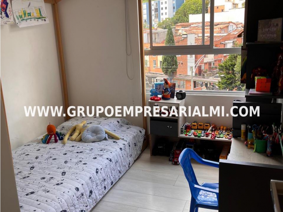 Apartamento en venta en El Poblado, Medellín 5