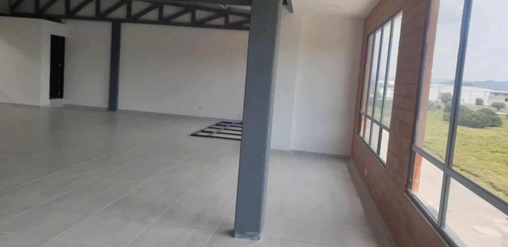 Bodega en arriendo en Siberia, Cota, 2156 m² · foto 12 de 16