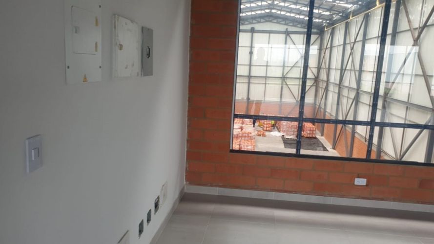 Bodega en arriendo en Siberia, Cota, 1078 m² · foto 7 de 16