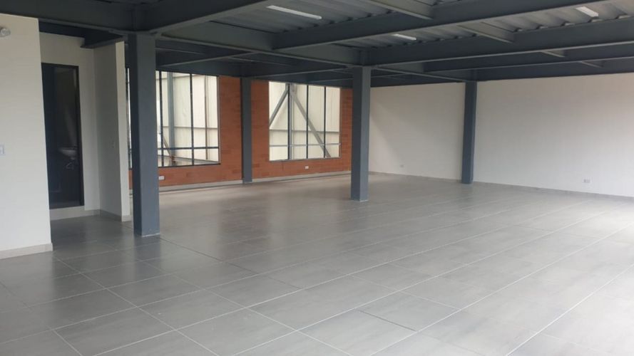 Bodega en arriendo en Siberia, Cota, 1078 m² · foto 8 de 16