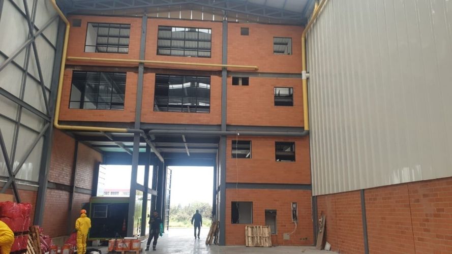 Bodega en arriendo en Siberia, Cota, 4312 m² · foto 2 de 16
