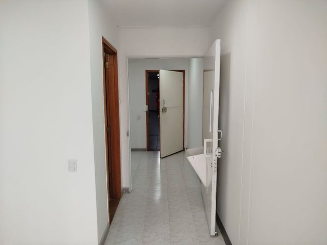 Oficina en arriendo en Patio Bonito, Medellín, 35 m² · foto 2 de 13
