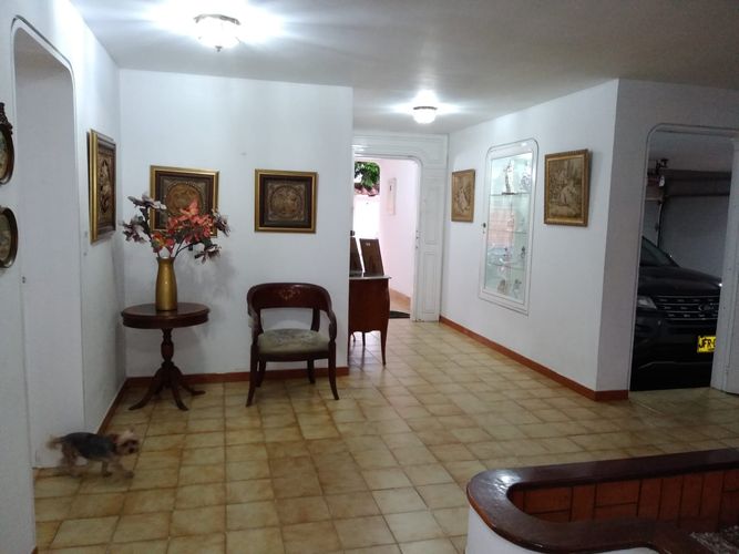 Casa de 4 alcobas en venta en Caobos, Cúcuta, 900 m² · foto 5 de 24