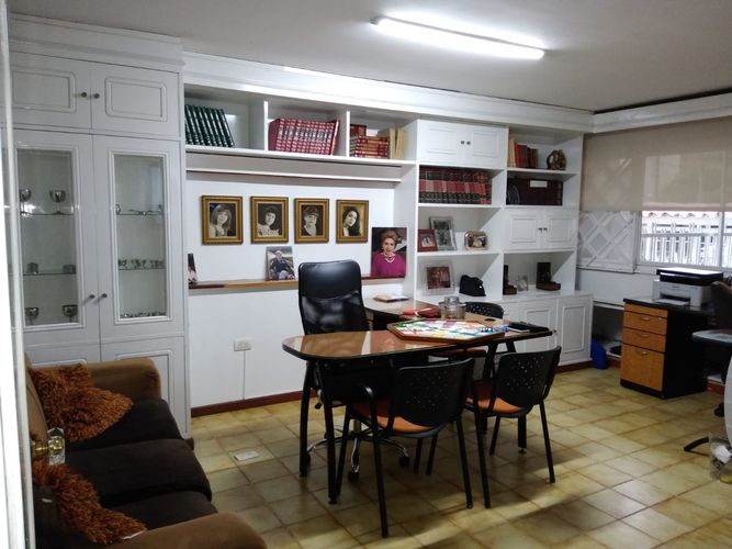 Casa de 4 alcobas en venta en Caobos, Cúcuta, 900 m² · foto 7 de 24