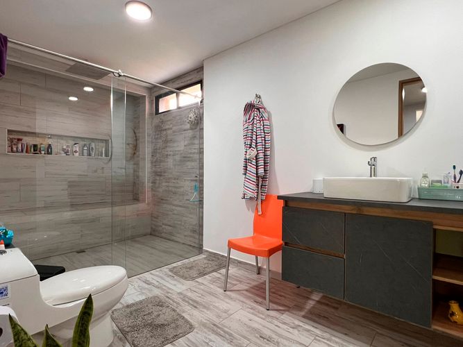 Casa de 3 alcobas en venta en La Ceja, 432 m² · foto 2 de 19