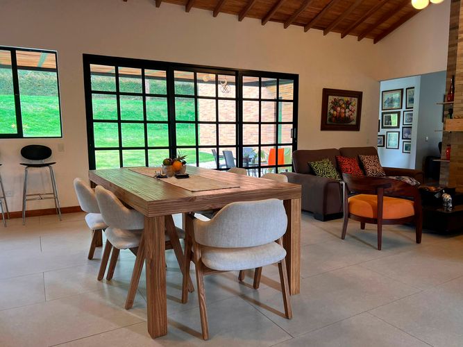 Casa de 3 alcobas en venta en La Ceja, 432 m² · foto 8 de 19