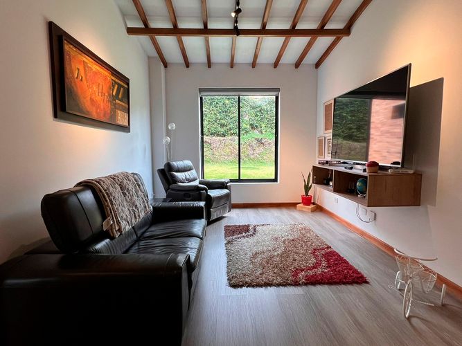 Casa de 3 alcobas en venta en La Ceja, 432 m² · foto 12 de 19