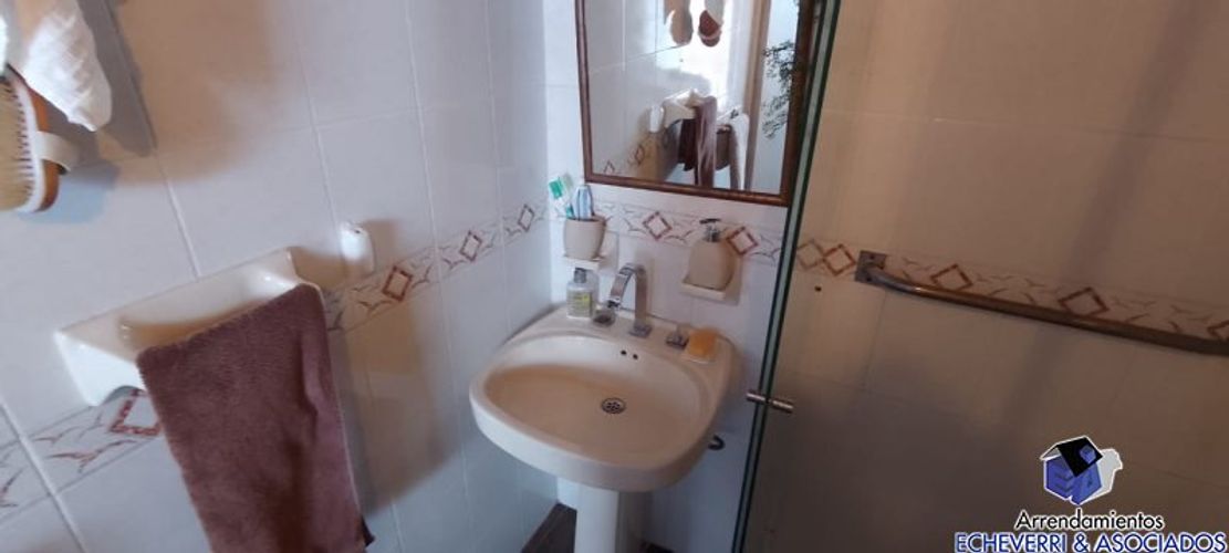 Casa de 6 alcobas en venta en La Magnolia, Envigado, 324 m² · foto 10 de 24