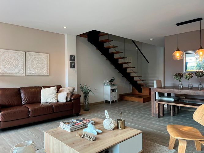 Casa de 3 alcobas en venta en Santa Catalina, Envigado, 203 m² · foto 2 de 19