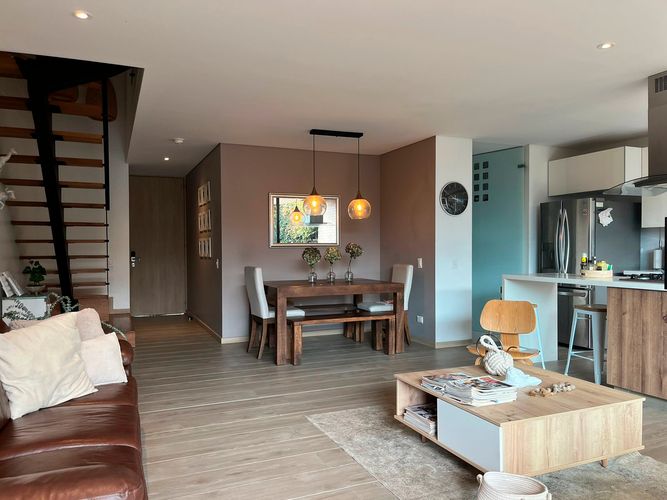 Casa de 3 alcobas en venta en Santa Catalina, Envigado, 203 m² · foto 3 de 19