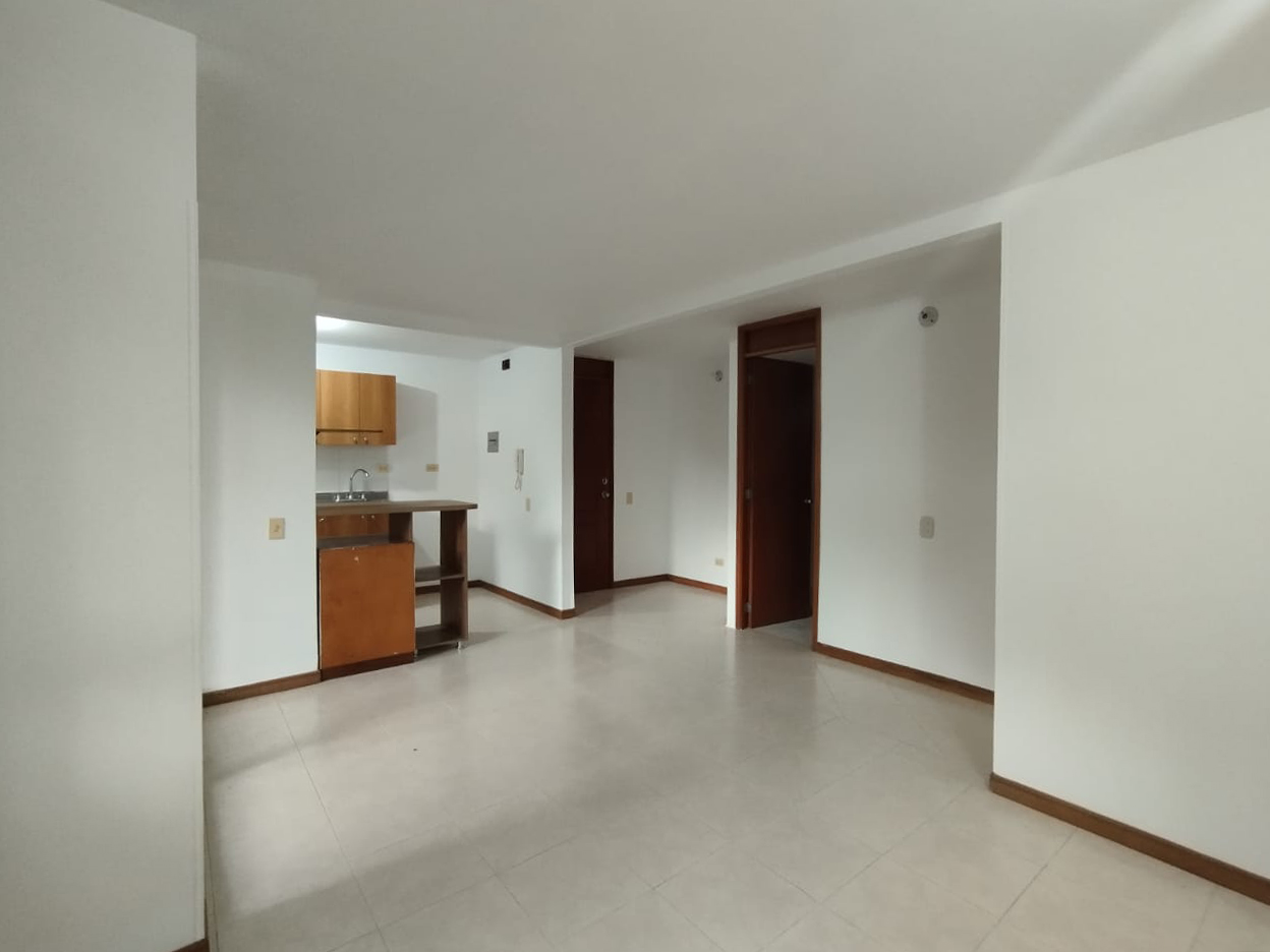 Apartamento en venta en Castropol, Medellín · foto 3 de 15