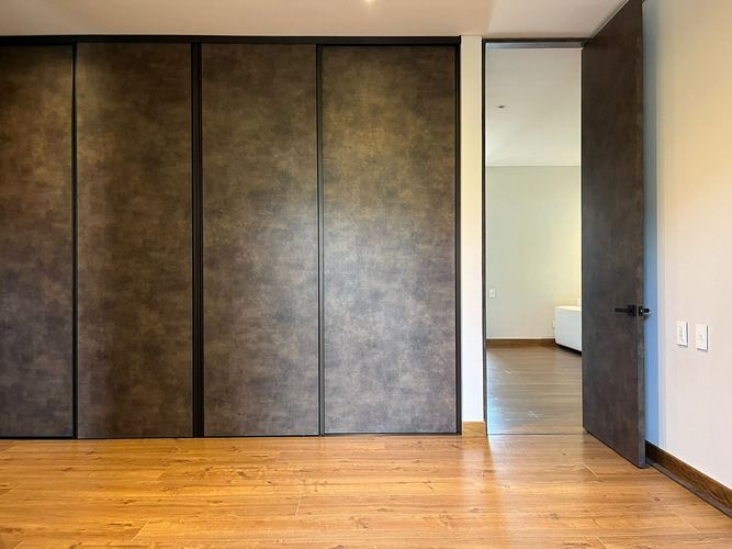 Apartamento de 3 alcobas en venta en El Poblado, Medellín, 337 m² · foto 17 de 20