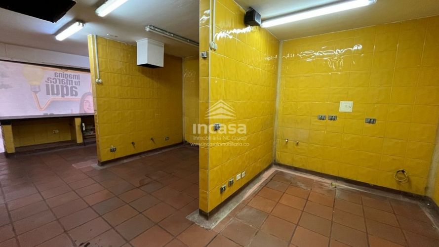 Local en venta en Cañaveralejo, Cali, 30 m² · foto 3 de 4
