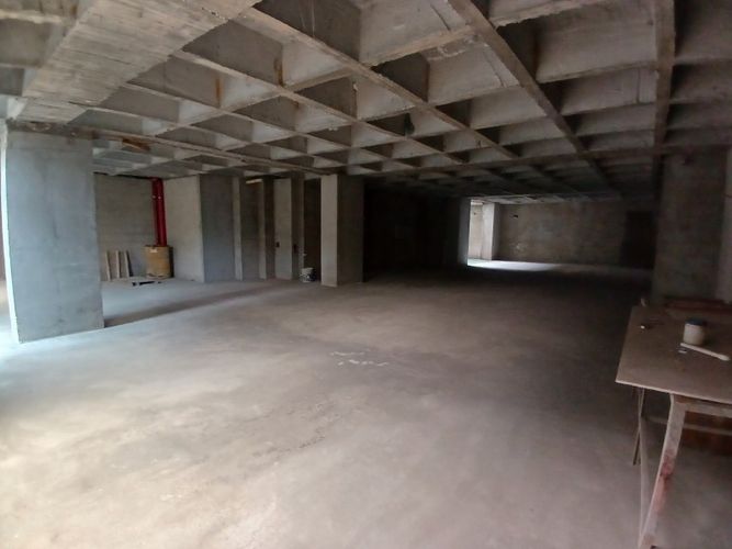 Bodega en arriendo en Conquistadores, Medellín, 1300 m² · foto 5 de 24