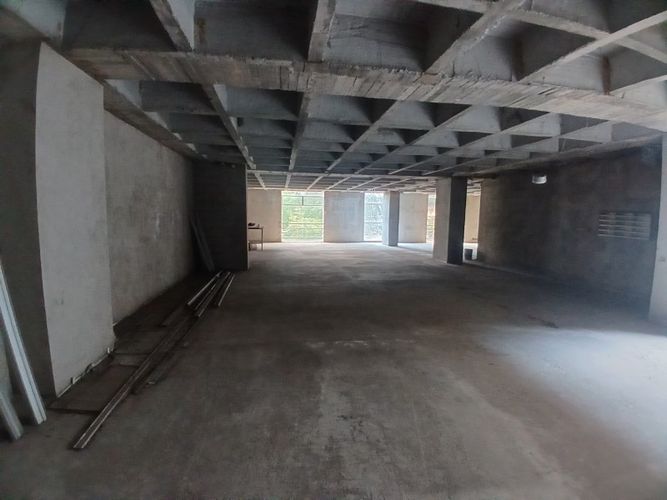 Bodega en arriendo en Conquistadores, Medellín, 1300 m² · foto 9 de 24