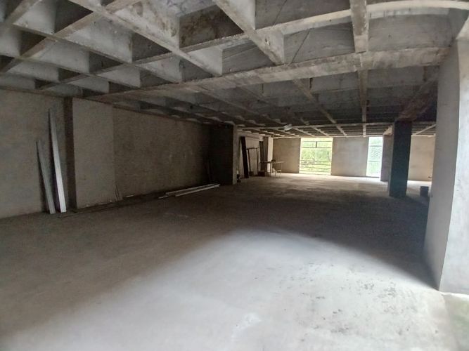 Bodega en arriendo en Conquistadores, Medellín, 1300 m² · foto 10 de 24