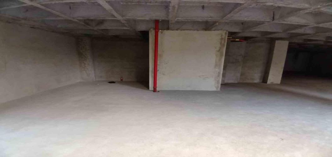 Bodega en arriendo en Conquistadores, Medellín, 1300 m² · foto 17 de 24