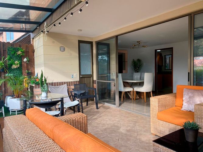 Casa de 3 alcobas en venta en Loma Benedictinos, Envigado, 220 m² · foto 19 de 19