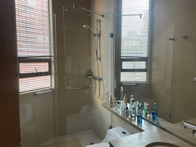 Apartamento de 3 alcobas en arriendo en Chicó Reservado, Bogotá, 206 m² · foto 14 de 24