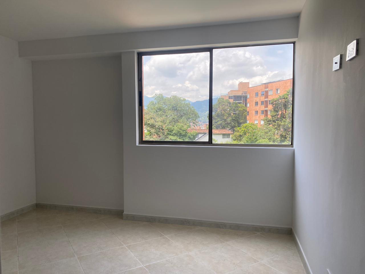 Apartamento en venta en Loma Benedictinos, Envigado · foto 5 de 17
