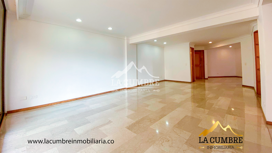 Apartamento de 3 alcobas en arriendo en Santa Maria De Los Angeles, Medellín, 170 m² · foto 2 de 14