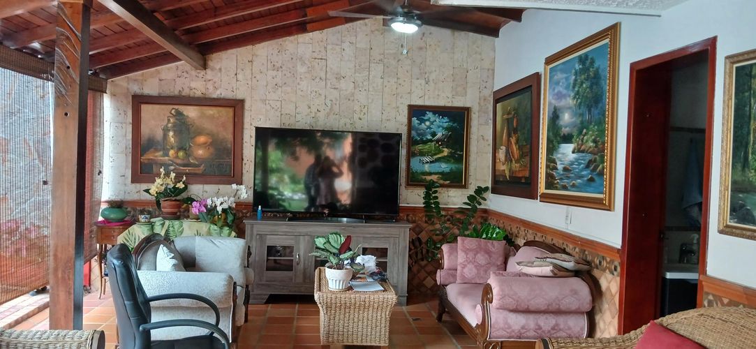 Casa de 4 alcobas en venta en Lagos Del Cacique, Bucaramanga, 178 m² · foto 8 de 17