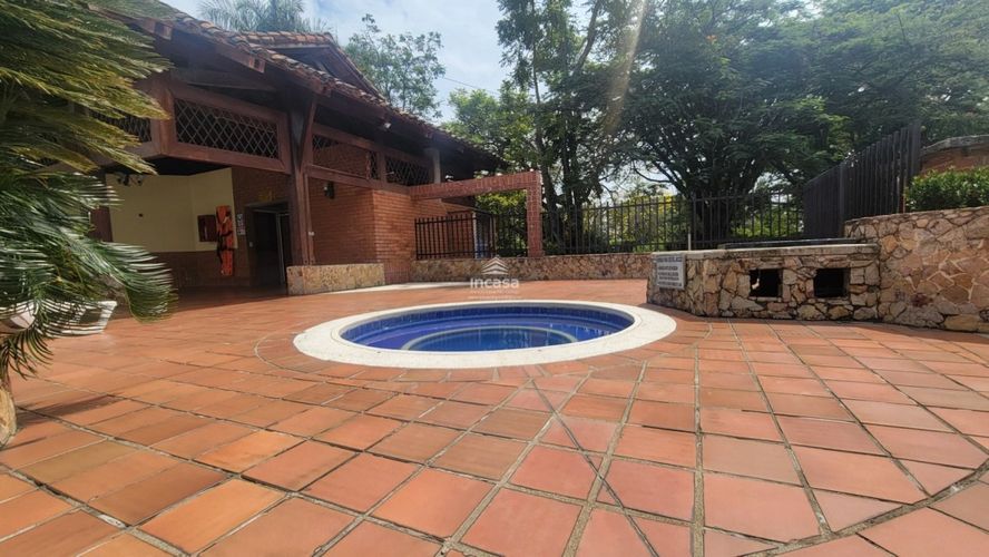 Casa de 5 alcobas en venta en Ciudad Country, Jamundí, 400 m² · foto 16 de 24