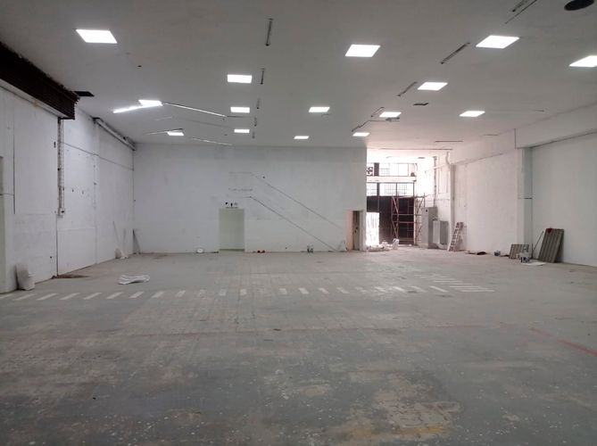 Bodega en arriendo en El Poblado, Medellín, 1000 m² · foto 8 de 17