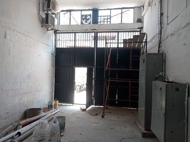 Bodega en arriendo en El Poblado, Medellín, 1000 m² · foto 14 de 17