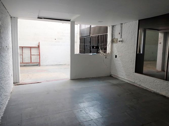 Bodega en arriendo en El Poblado, Medellín, 1000 m² · foto 16 de 17
