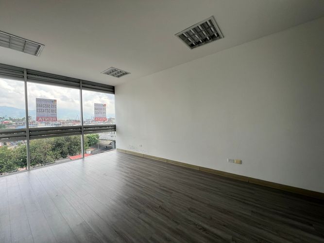 Oficina en venta en San Jose Sur, Pereira, 27 m² · foto 3 de 13