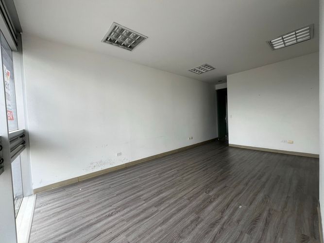 Oficina en venta en San Jose Sur, Pereira, 27 m² · foto 4 de 13