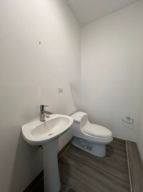 Oficina en venta en San Jose Sur, Pereira, 27 m² · foto 8 de 13
