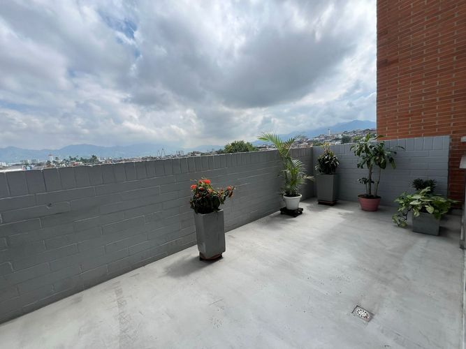 Oficina en venta en San Jose Sur, Pereira, 27 m² · foto 9 de 13