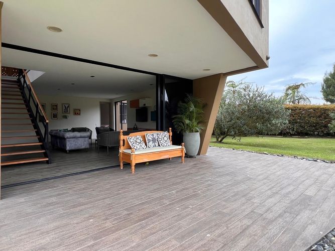 Casa de 4 alcobas en venta en La Ceja, 417 m² · foto 19 de 20