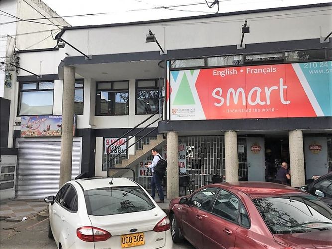 Casa en venta en Modelia Occidental, Bogotá, 394 m² · foto 5 de 6