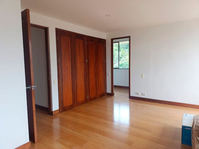 Apartamento de 2 alcobas en arriendo en La Calera, Medellín, 180 m² · foto 8 de 20