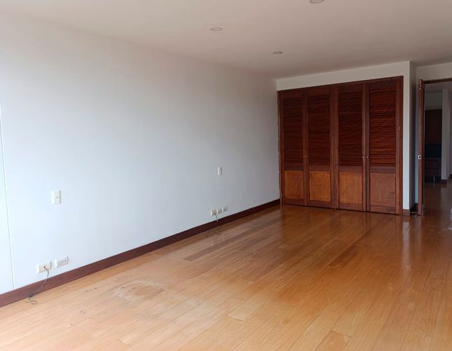 Apartamento de 2 alcobas en arriendo en La Calera, Medellín, 180 m² · foto 13 de 20
