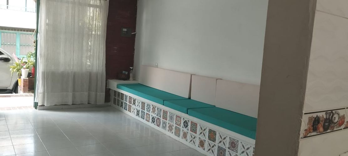 Casa de 4 alcobas en venta en San Martin, Ibagué, 72 m² · foto 4 de 20