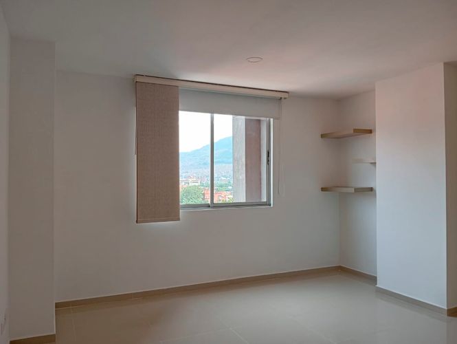 Apartamento de 3 alcobas en arriendo en Laureles, Medellín, 90 m² · foto 8 de 18