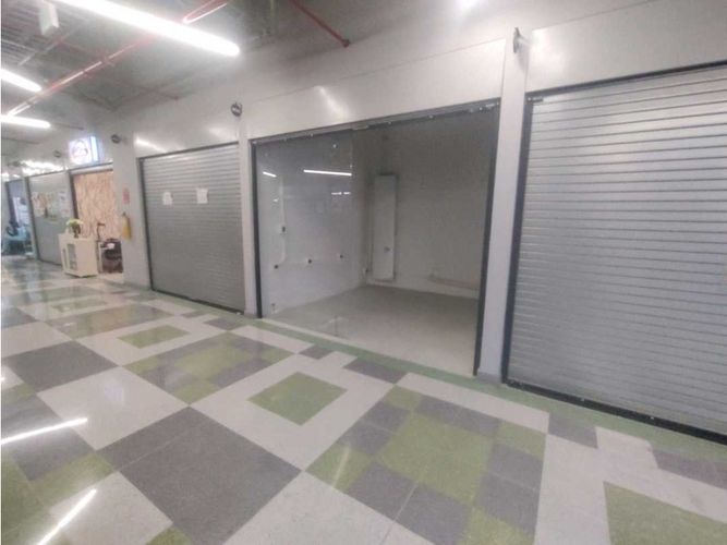 Local en arriendo en Zona Comercial Puerta Del Norte 1 Y 2, Bello, 12 m² · foto 2 de 5