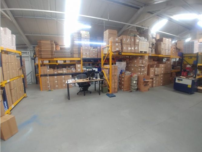 Bodega en venta en La Magnolia, Envigado, 1317 m² · foto 7 de 16