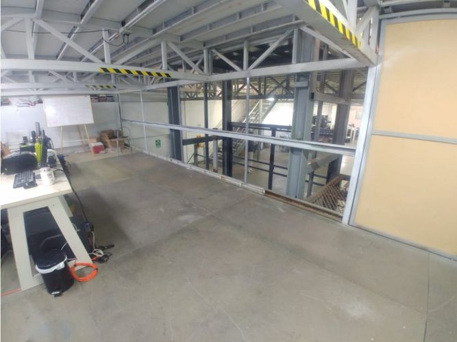 Bodega en venta en La Magnolia, Envigado, 1317 m² · foto 8 de 16