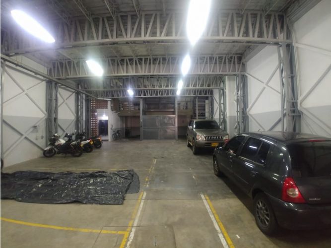 Bodega en venta en La Magnolia, Envigado, 1317 m² · foto 12 de 16