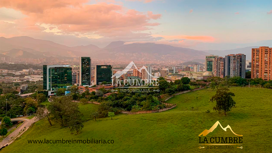 Apartamento de 2 alcobas en arriendo en Los Balsos, Medellín, 90 m² · foto 6 de 7