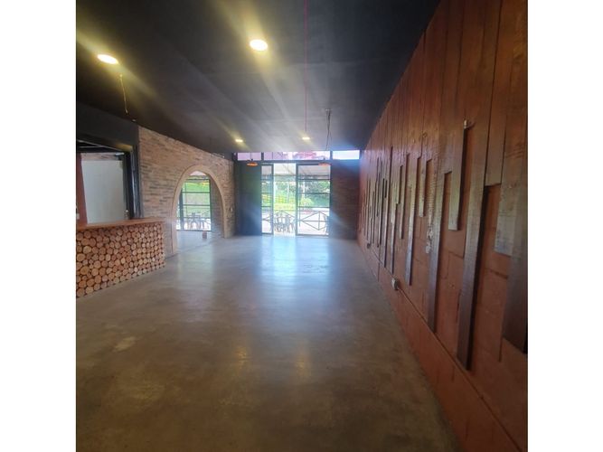 Local en arriendo en La Sonadora, El Carmen de Viboral, 75 m² · foto 2 de 13